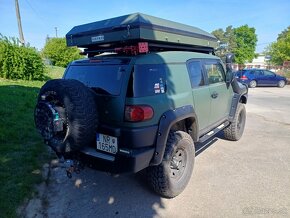 toyota FJ Cruiser - 3