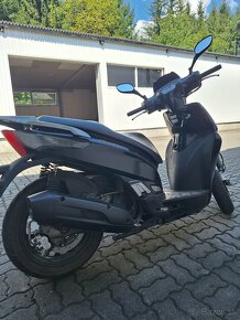 Kymco People 125 GTi r.v. 2012 - 3