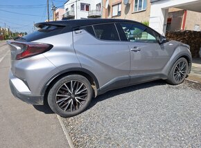 C-HR - 3