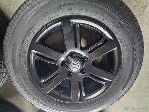 VW Amarok org 17"alu +pneu 245/65r17 - 3