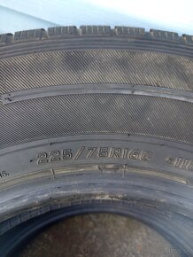 falken eurowinter 225/75R16 - 3