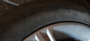 225/55/17 Goodyear zimne pneu 80% - 3