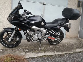 YAMAHA FAZER 600 72 KW r.v.2005 - 3