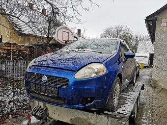 Fiat Punto Grande - 3