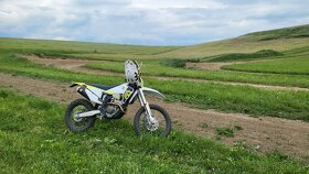 Predáme motocykel HUSQVARNA FE 250 - Znížená cena - 3