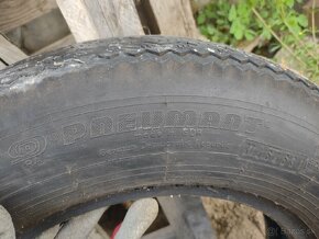 2x pneu R15 5.60 - 3