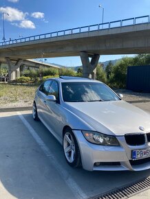 BMW E90 320d - 3