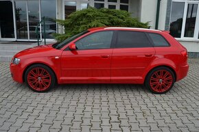 AUDI A3 2.0 TDI S LINE 4x4, ELEKTRÓNY R18, XENÓNY, CHRÓM - 3