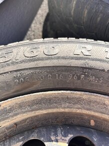 205/60 r16 - 3