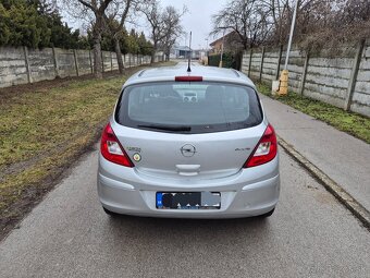 Predám Opel Corsa D 1.0 12v 44kw Ecotec r.v.2009 - 3