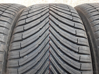 275/45 R21  -nové celoročné Bridgestone - 3