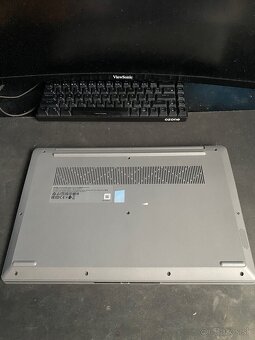 Lenovo Ideapad 3 - 3