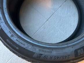 Predám Zimne pneumatiky Michelin Pilot Alpin 5 245/45 R19 - 3