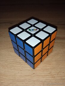 Originálna 3x3 rubiková kocka od značky Rubik's - 3