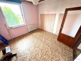 NA PREDAJ VEĽKÝ 3 IZB. BYT S LOGGIOU, 76M2, UL., JEDNORADOVÁ - 3