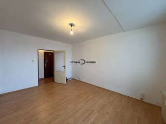 Na predaj: 3 ib v širšom CENTRE mesta + 2x BALKON + ŠATNIK - 3