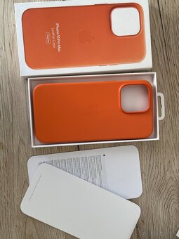 nový obal na iPhone 14 ProMax Leather + MacSAFE - 3