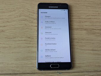 Samsung Galaxy A3 (2016)-4,7" Super AMOLED /LTE,GPS - 3