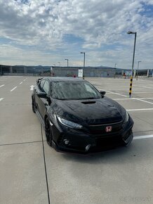 Civic type r FK8 - 3