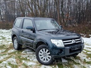 Mitsubishi Pajero 3.2 DI-D 4X4 UZÁVIERKA TOP STAV - 3