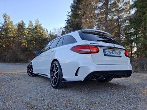 Mercedes C43 AMG - 3