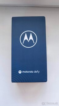 Motorola DEFY 64GB - 3