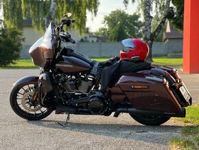 Harley-Davidson FLHXS Street Glide Special 107cui M8 - 3