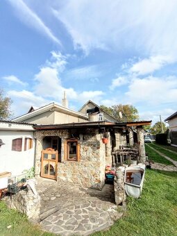 Znížená cena Na predaj štýlový rodinný dom v obci Slovens - 3