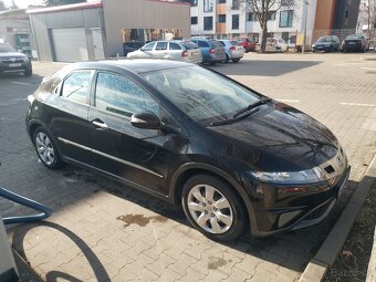 Honda Civic 1.4 i-VTEC 73kW 2009 - 3