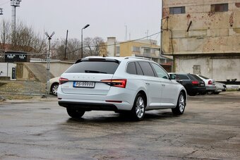 Superb 3 Facelift - 2.0 TDi - DSG - 2021 - 133 tis km - SK - 3