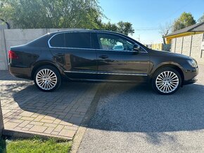 Škoda Superb Sedan 2.0Tdi 103kw M6 Elegance - 3