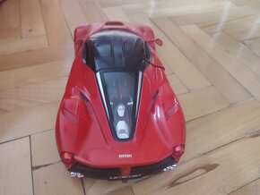 RC auto Ferrari - 3