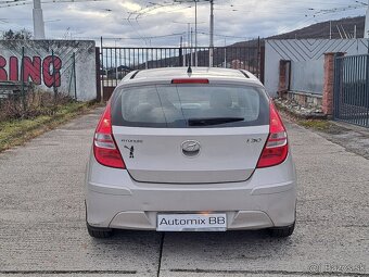 Hyundai i30 1.4i  (182tis.km) - 3