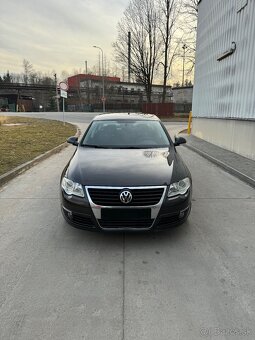 Volkswagen Passat 1.9 TDI 77kw BXE COMFORTLINE - 3