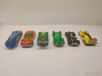 Autíčka Hot Wheels 1:60 - 1:64 - 3