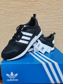 Predám tenisky ADIDAS ZX 700 - 3