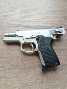 Smith & Wesson 6906 - 3