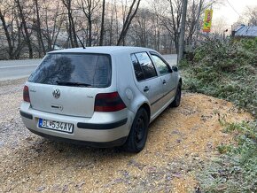 Golf 4 - 3