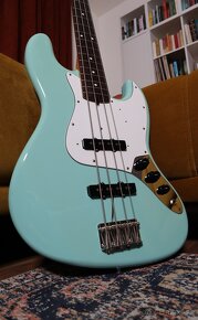 Fender Jazz Bass 62' Reissue Japan - 3