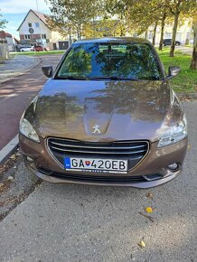 Peugeot 301 - 3