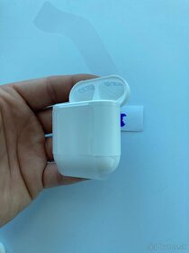 Originál Apple Náhradný case ( púzdro/ obal ) pre Airpods 2 - 3