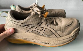 ASICS TRABUCO MAX 3  Pôvodná cena:169,90Eur Trail Tensiky - 3