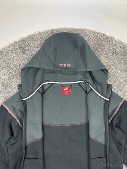 Nike tech fleece Windrunner x Central Cee - 3