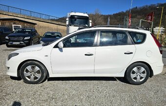 Hyundai i30 CW 1.6 CRDi VGT Classic - 3