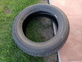 Bridgestone 205/60/R16 - 3