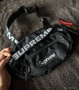 Supreme Waist Bag ladvinka SS18 nový - 3