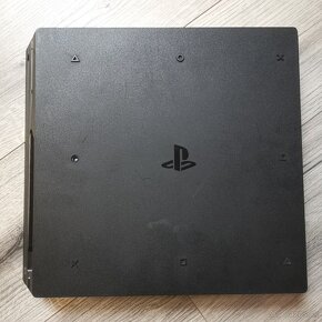 PS4 PRO Playstation 4 PRO - 3