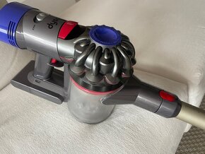 DYSON V8 MOTORHEAD - 3