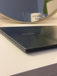 ASUS Zenbook UM425I - AM020T - 3