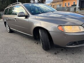 NOVÁ TK/EK Volvo V70 2.4 D5 2009 A/T - 3